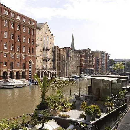 Premier Centre King Street Hotel 3*